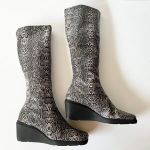 Vintage Y2K Gothic knee high boots wedge heel square toe snakeskin 37‎